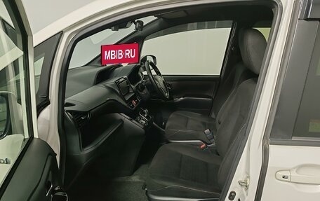 Toyota Voxy III, 2018 год, 1 979 000 рублей, 20 фотография