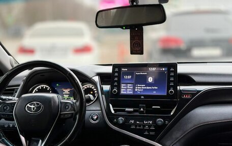 Toyota Camry, 2021 год, 3 150 000 рублей, 16 фотография