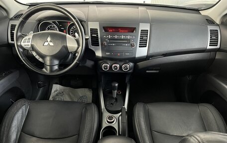 Mitsubishi Outlander III рестайлинг 3, 2010 год, 1 270 000 рублей, 10 фотография