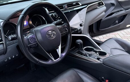 Toyota Camry, 2020 год, 2 850 000 рублей, 10 фотография