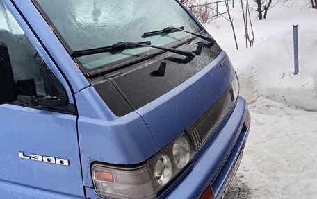 Mitsubishi Delica IV, 1995 год, 360 000 рублей, 2 фотография