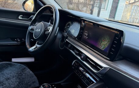 KIA K5, 2021 год, 2 200 000 рублей, 6 фотография