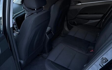 Hyundai Elantra VI рестайлинг, 2018 год, 1 490 000 рублей, 3 фотография