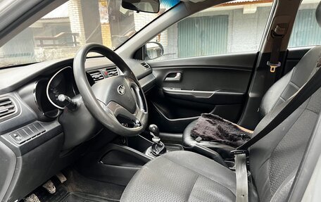 KIA Rio III рестайлинг, 2016 год, 440 000 рублей, 19 фотография