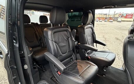 Mercedes-Benz V-Класс, 2019 год, 5 700 000 рублей, 12 фотография