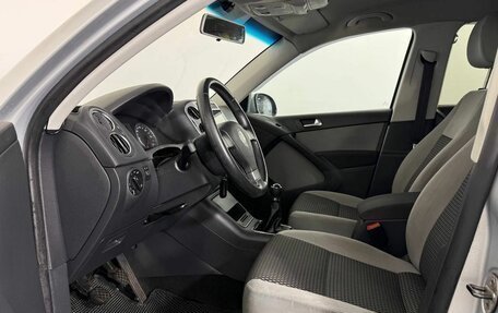 Volkswagen Tiguan I, 2010 год, 920 000 рублей, 10 фотография