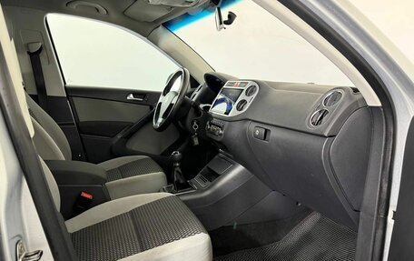 Volkswagen Tiguan I, 2010 год, 920 000 рублей, 13 фотография
