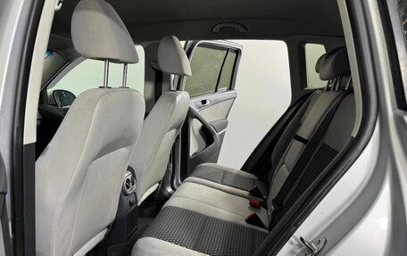 Volkswagen Tiguan I, 2010 год, 920 000 рублей, 12 фотография