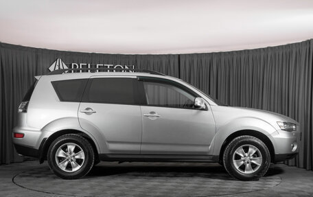 Mitsubishi Outlander III рестайлинг 3, 2011 год, 1 090 000 рублей, 7 фотография