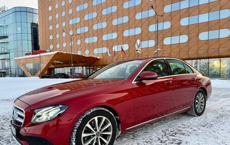 Mercedes-Benz E-Класс, 2018 год, 2 450 000 рублей, 1 фотография