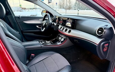 Mercedes-Benz E-Класс, 2018 год, 2 450 000 рублей, 5 фотография