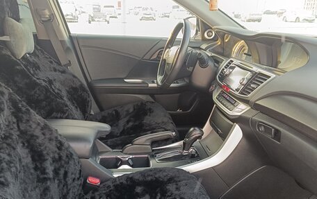 Honda Accord IX рестайлинг, 2013 год, 2 200 000 рублей, 8 фотография