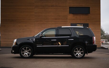 Cadillac Escalade III, 2012 год, 1 800 000 рублей, 11 фотография