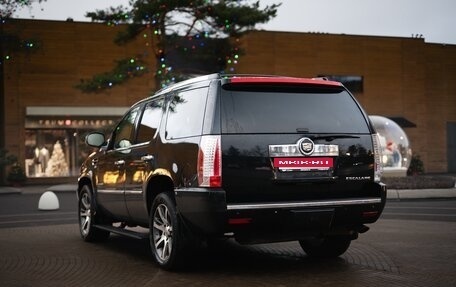Cadillac Escalade III, 2012 год, 1 800 000 рублей, 7 фотография