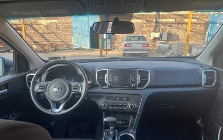 KIA Sportage IV рестайлинг, 2018 год, 1 800 000 рублей, 7 фотография
