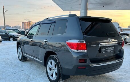 Toyota Highlander III, 2011 год, 1 890 000 рублей, 7 фотография
