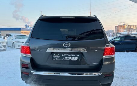 Toyota Highlander III, 2011 год, 1 890 000 рублей, 9 фотография