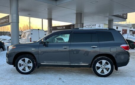 Toyota Highlander III, 2011 год, 1 890 000 рублей, 6 фотография