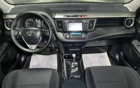 Toyota RAV4, 2016 год, 2 100 000 рублей, 12 фотография