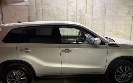 Suzuki Vitara II рестайлинг, 2019 год, 2 200 000 рублей, 12 фотография