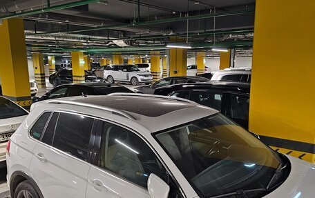 Volkswagen Tiguan II, 2019 год, 4 100 000 рублей, 5 фотография