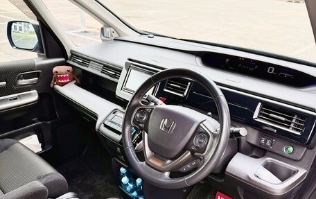 Honda Stepwgn IV, 2019 год, 2 245 000 рублей, 10 фотография