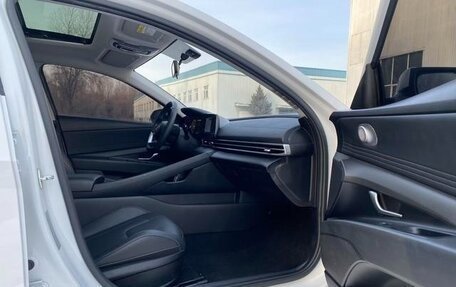 Hyundai Elantra, 2021 год, 1 390 000 рублей, 10 фотография