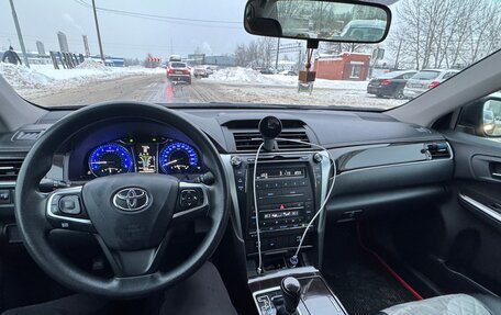 Toyota Camry, 2017 год, 1 690 000 рублей, 15 фотография