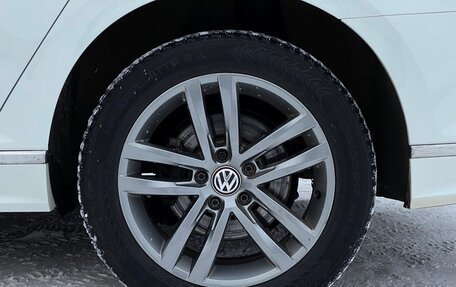 Volkswagen Passat B8 рестайлинг, 2017 год, 1 848 500 рублей, 26 фотография