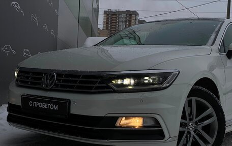 Volkswagen Passat B8 рестайлинг, 2017 год, 1 848 500 рублей, 24 фотография