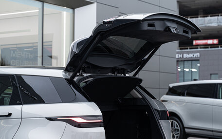 Land Rover Range Rover Evoque II, 2025 год, 7 150 000 рублей, 10 фотография