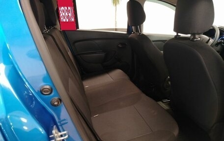 Renault Logan II, 2018 год, 778 000 рублей, 13 фотография