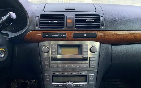 Toyota Avensis III рестайлинг, 2008 год, 850 000 рублей, 18 фотография