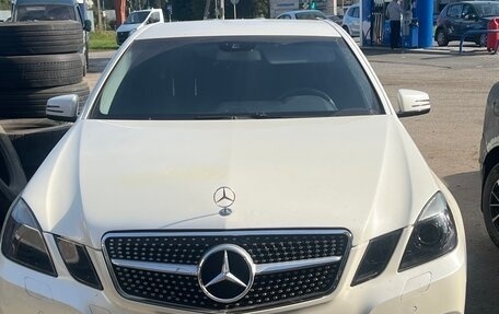 Mercedes-Benz E-Класс, 2011 год, 1 400 000 рублей, 7 фотография