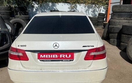 Mercedes-Benz E-Класс, 2011 год, 1 400 000 рублей, 8 фотография