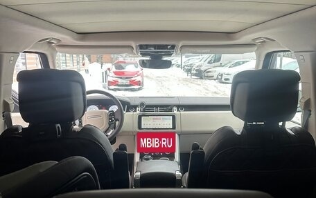 Land Rover Range Rover IV рестайлинг, 2018 год, 5 650 000 рублей, 10 фотография