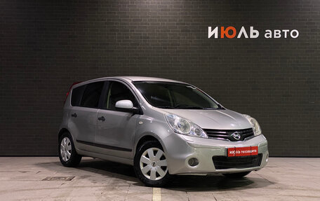 Nissan Note II рестайлинг, 2010 год, 560 000 рублей, 3 фотография