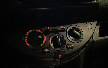 Nissan Note II рестайлинг, 2010 год, 560 000 рублей, 12 фотография