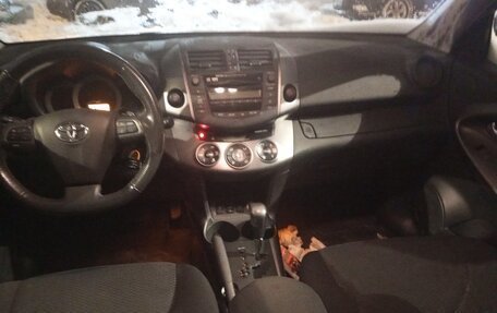 Toyota RAV4, 2011 год, 1 500 000 рублей, 7 фотография