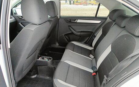 Skoda Rapid I, 2017 год, 1 020 000 рублей, 9 фотография