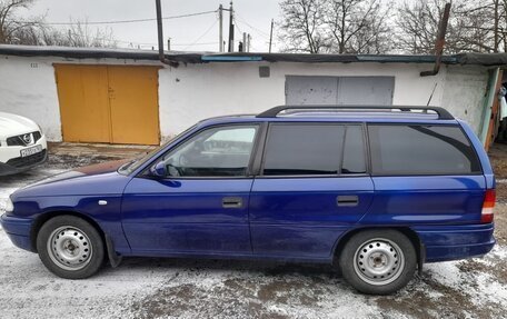 Opel Astra F, 1995 год, 310 000 рублей, 1 фотография