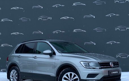 Volkswagen Tiguan II, 2017 год, 1 642 800 рублей, 3 фотография