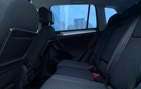 Volkswagen Tiguan II, 2017 год, 1 642 800 рублей, 11 фотография