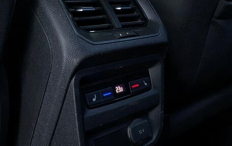 Volkswagen Tiguan II, 2017 год, 1 642 800 рублей, 10 фотография