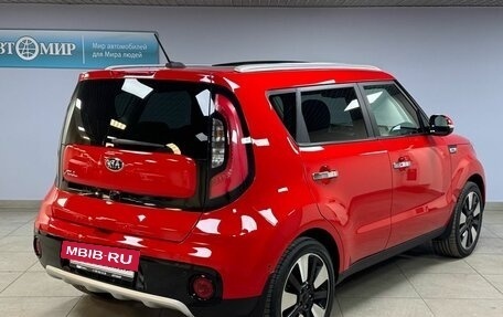 KIA Soul II рестайлинг, 2018 год, 2 300 000 рублей, 7 фотография