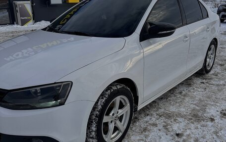 Volkswagen Jetta VI, 2013 год, 970 000 рублей, 8 фотография