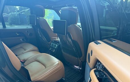 Land Rover Range Rover IV рестайлинг, 2019 год, 9 700 000 рублей, 9 фотография