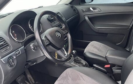 Skoda Yeti I рестайлинг, 2015 год, 1 550 000 рублей, 8 фотография