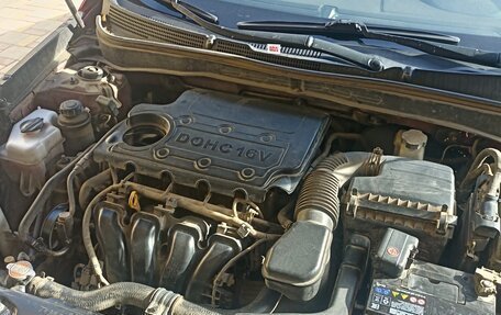 Hyundai Sonata VI, 2010 год, 690 000 рублей, 8 фотография