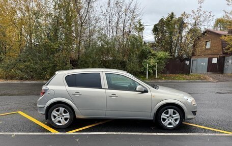 Opel Astra H, 2010 год, 550 000 рублей, 1 фотография